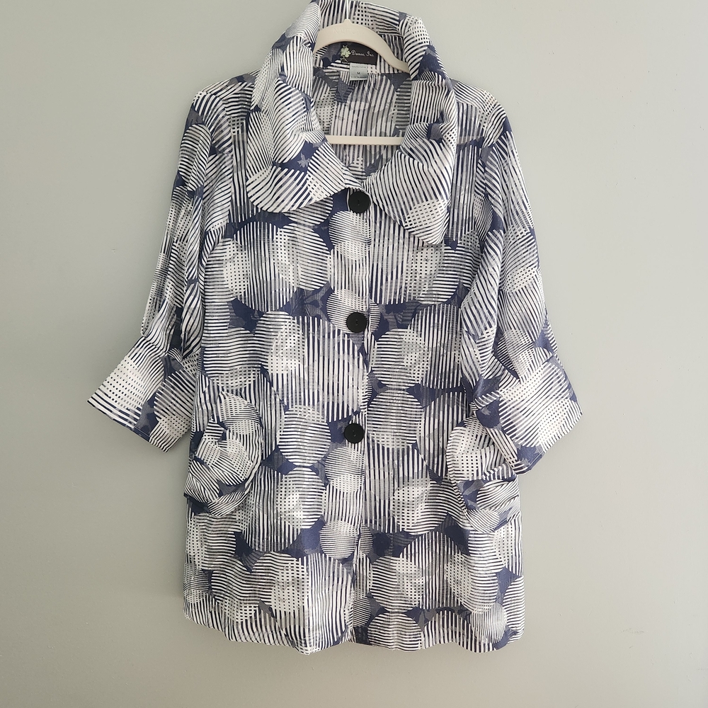 Damee Inc. Blue and White Circle Patterned Sheer Jacket